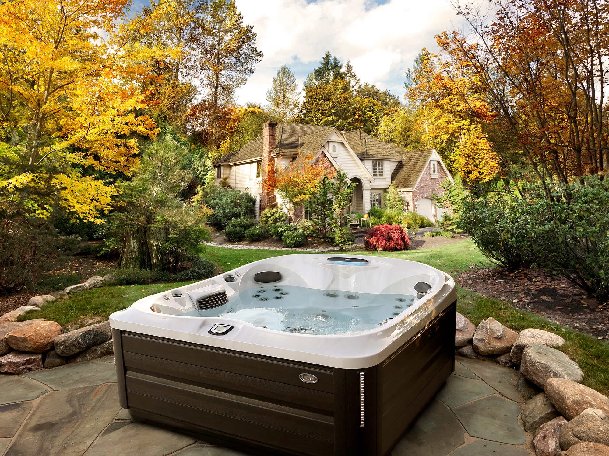 J-425 Jacuzzi Hot Tub backyard installation in Minnesota