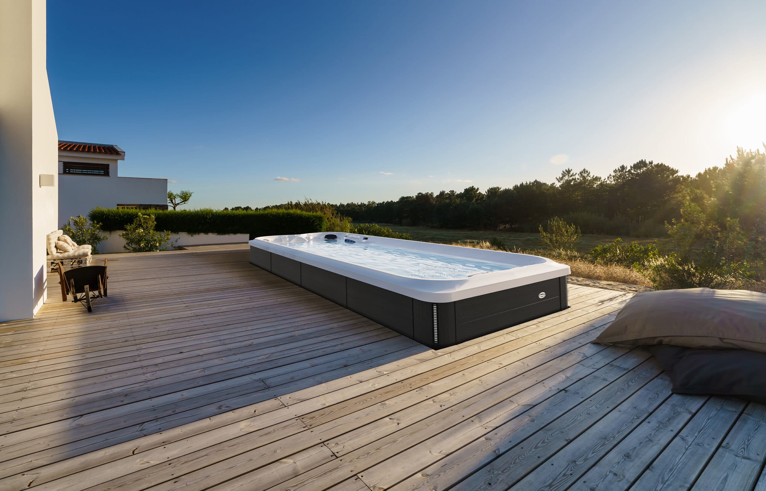 HOME - City Theme - Twin City Jacuzzi J-425 Jacuzzi Hot Tub backyard installation in Minnesota