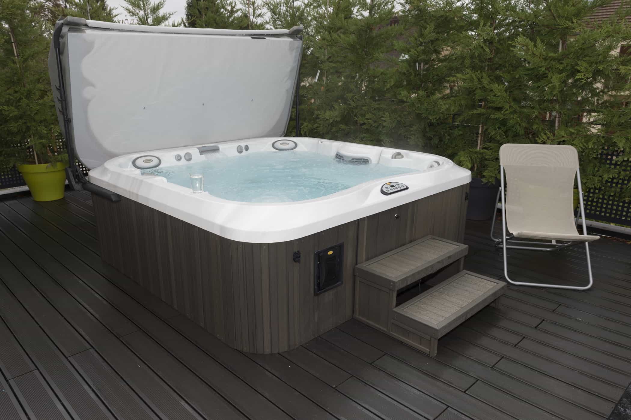 5 Most Common Hot Tub Problems and Repairs